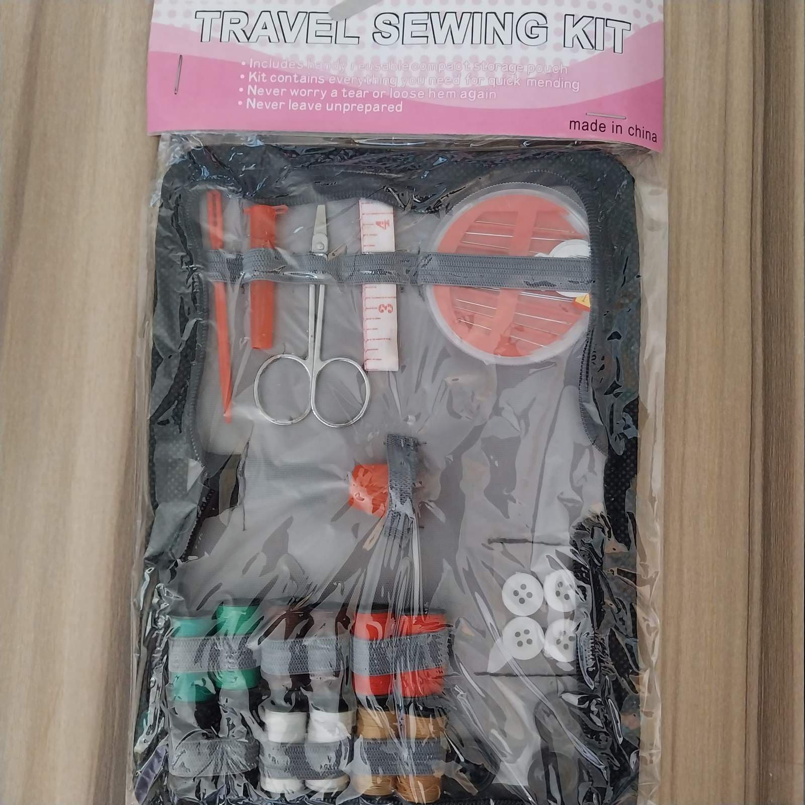 Sewing Kit Set & Case, Avanti, No. 03880