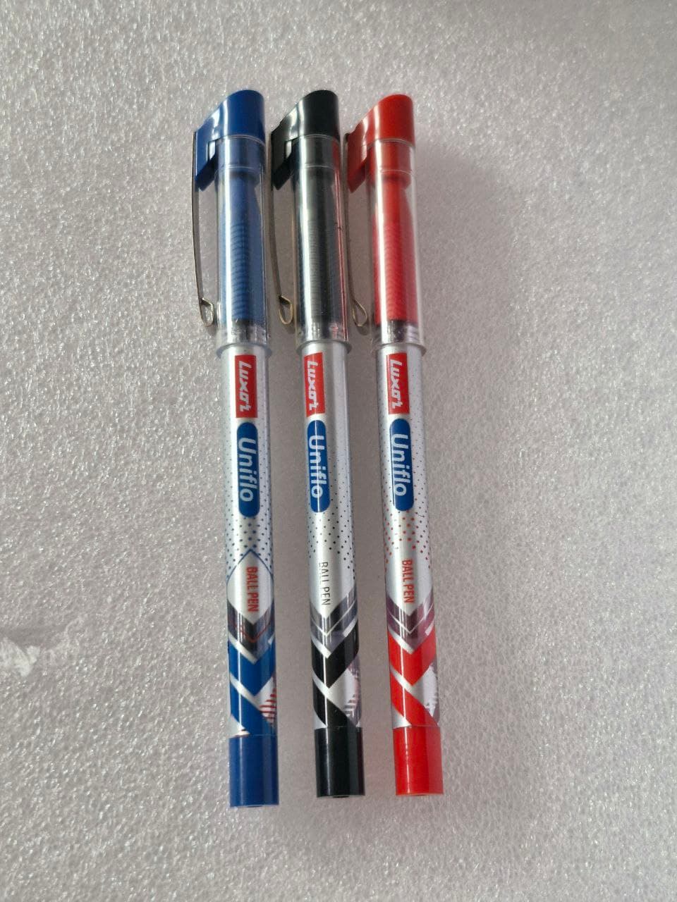 Luxor: Uniflo Ball Pen , Black Blue and Red , Art no. 19300 19350 19400 8901198117599