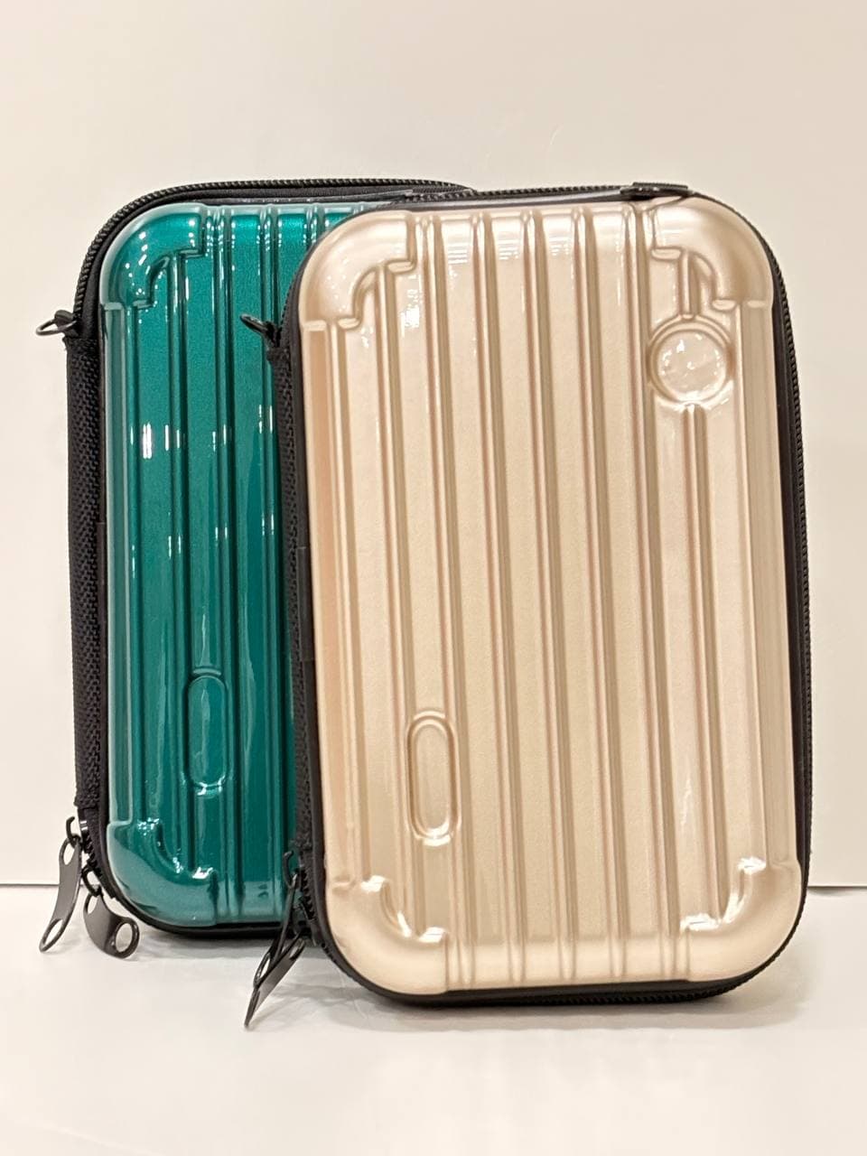 19cmx11cm Accesories/Stationaries case with hard shell and zip + shoulderstraps